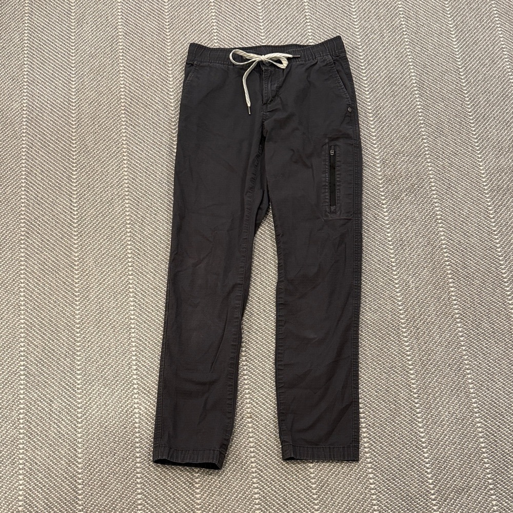 Vuori Women's Black Cargo Pants